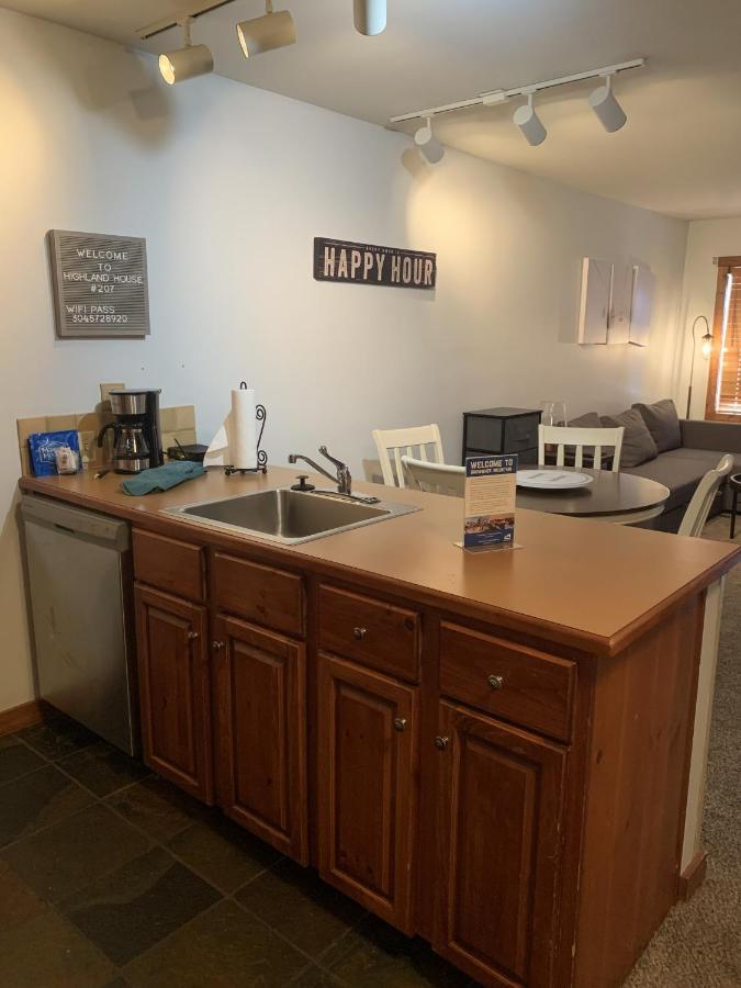 Highland House 207 Slopeside, Village Area, Ski In Out 斯诺肖 外观 照片